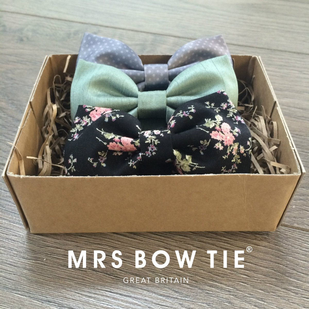 MrsBowTieUK's tweet photo. #COMPETITION #GIVEAWAY #WIN! 

WIN THESE THREE BOW TIES, WORTH £78!

JUST FOLLOW US &amp; RETWEET TO ENTER! https://t.co/6F4d4mJkhB