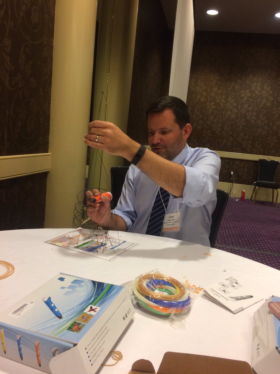 heidinelt's tweet photo. In the @KyGoPlay playground at #kla16 with @TLJamesA - makin stuff https://t.co/GsYgNOksR3