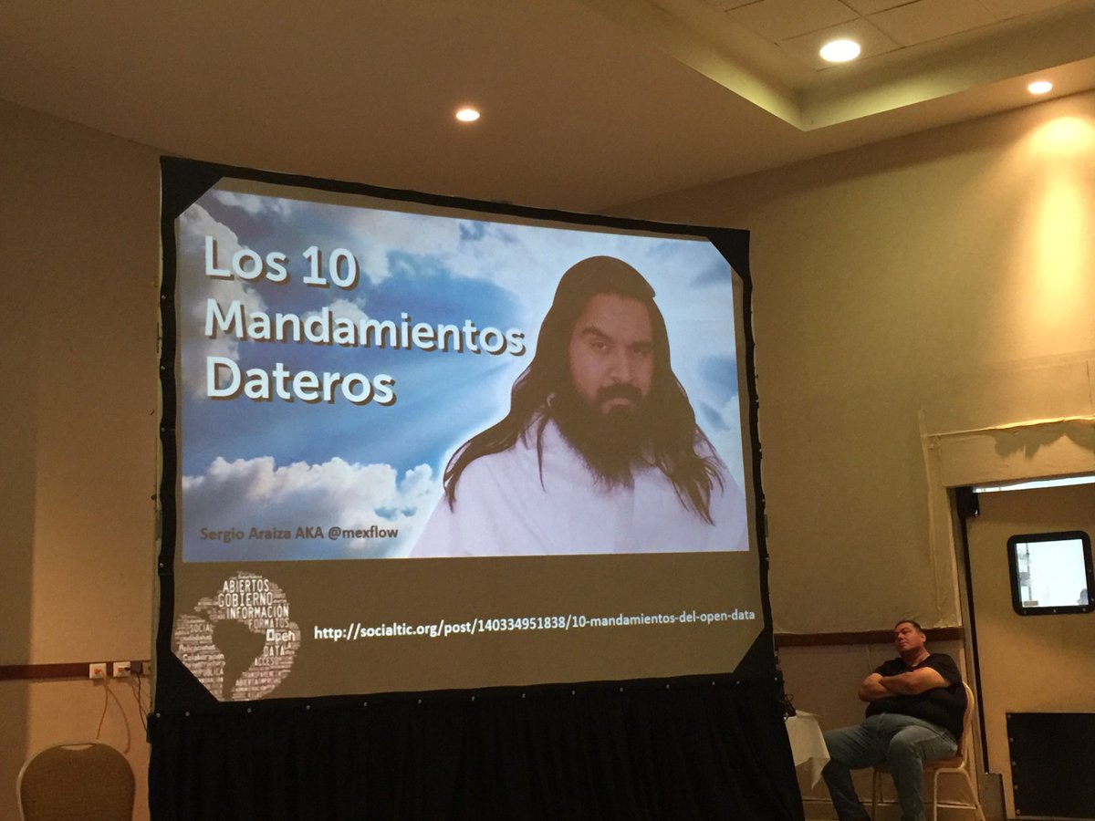 elmemonoriega's tweet photo. @mexflow estar escuchando una ponencia y que sean el ejemplo es suuuuper genial !! #OpenDataJesus abrazos !! https://t.co/Lu4jVivSNH