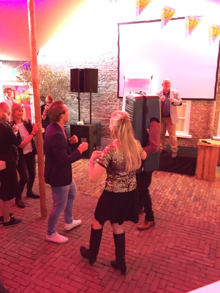 Dubbel feest! We bestaan 5 jaar &amp; we vieren de 30e verjaardag van <a href="/timouborg/">Tim Ouborg</a>! 5 jaar met een glimlach de wereld over #Travel #like #a #Royal