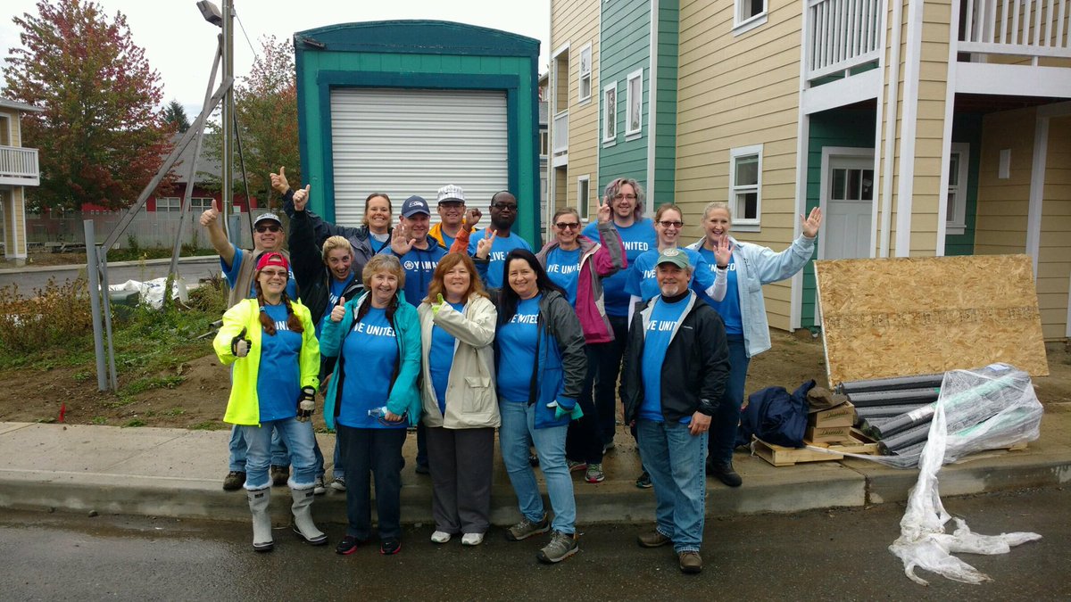 unitedwaysnoco's tweet photo. Crane Aerospace and Electronics at @HousingHopeWA for #UWSCDoC https://t.co/tmw4sr3Ose