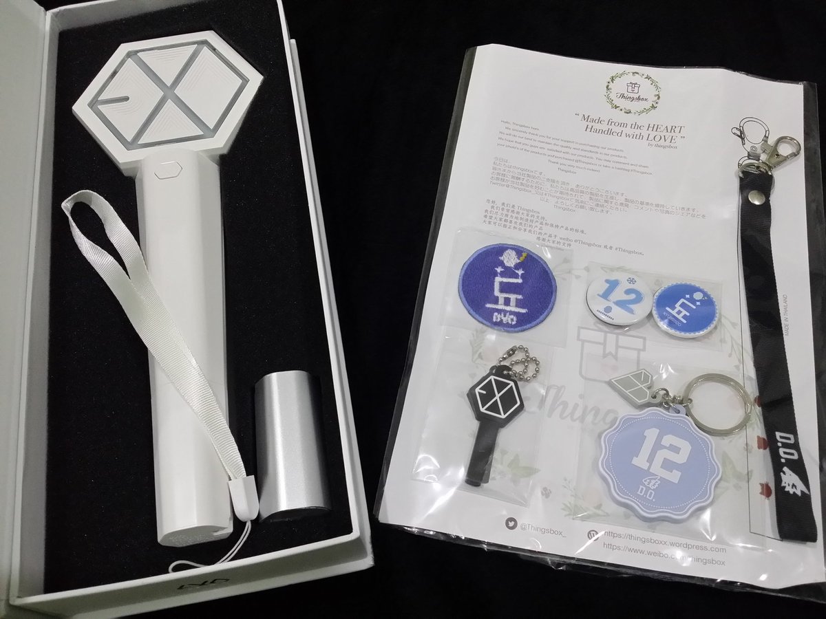 nyan_kat's tweet photo. ofcourse, lightstick accessories go with the lightstick. Thanks at @MADEBY520 #thingsbox https://t.co/9wHlozX4FA