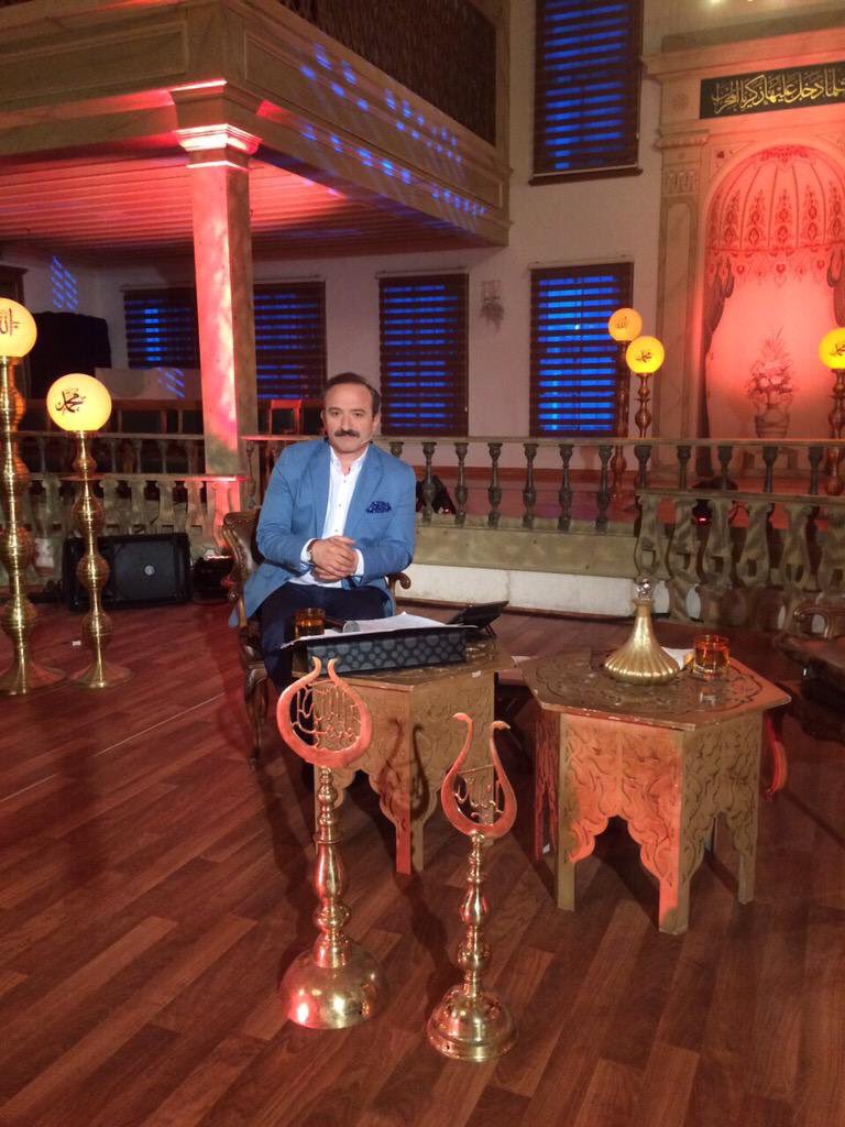 Enderundan Nağmeler bu akşam 22:00de <a href="/trtdiyanet/">TRT Diyanet</a> Ekranlarında sizlerle... iyi seyirler dilerim... <a href="/enagmeler/">ENDERUNDAN NAĞMELER</a>