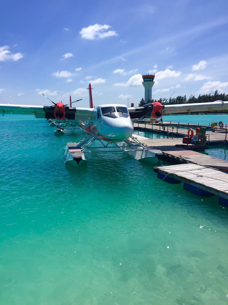 mcunninghamgrou's tweet photo. My son's view beats mine today! #Maldives #bestview #youwin https://t.co/e1bUjSQFUq