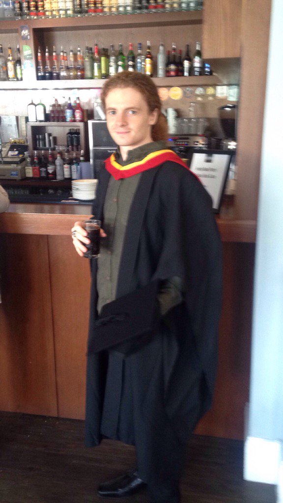 PhyllAtkinson's tweet photo. Proudest day of our lives, Our son graduating uni, now it's time to start living our lives to the fullest https://t.co/pcb4GExya9