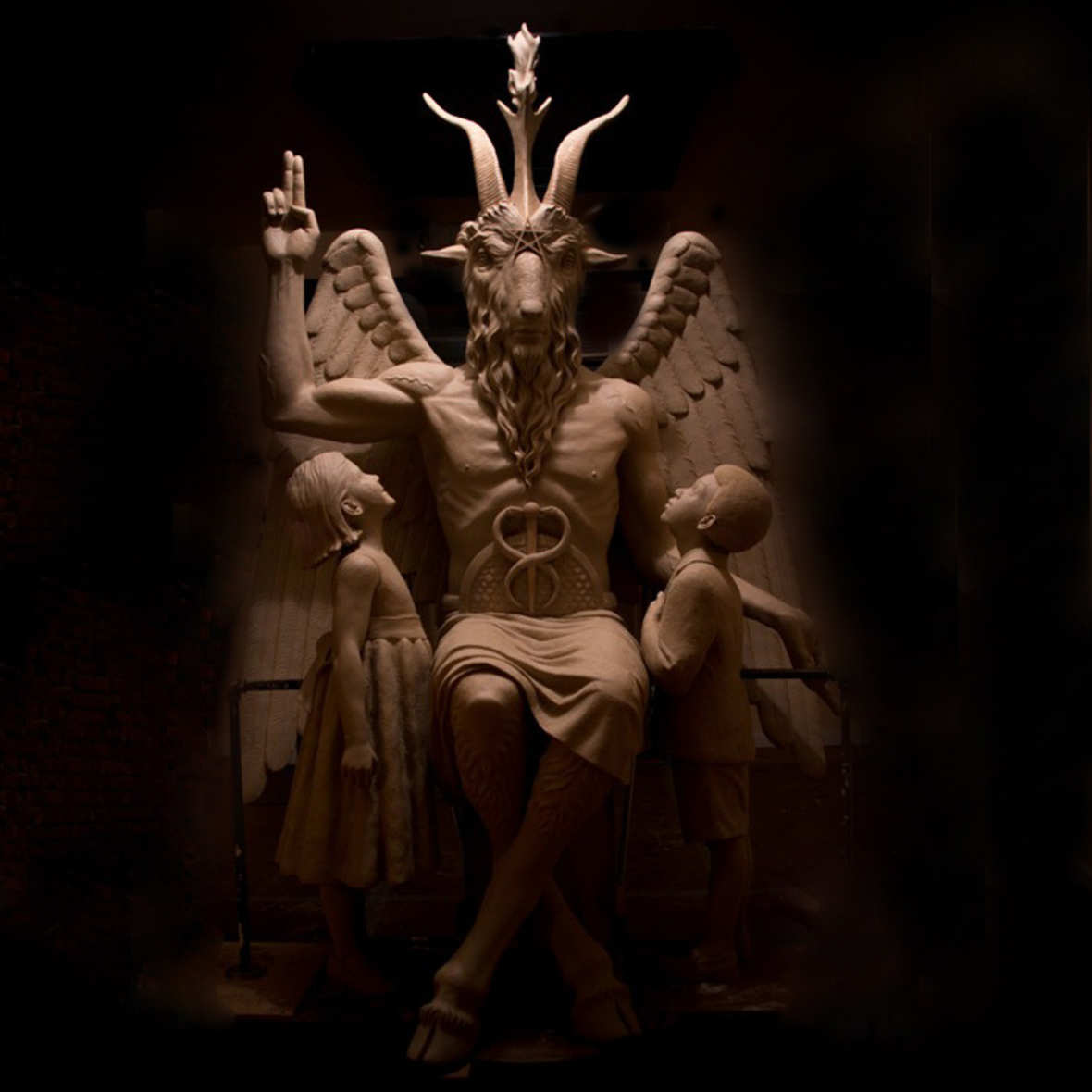 lukasz_lekowski's tweet photo. Children horned god https://t.co/kzWjxT3MTF