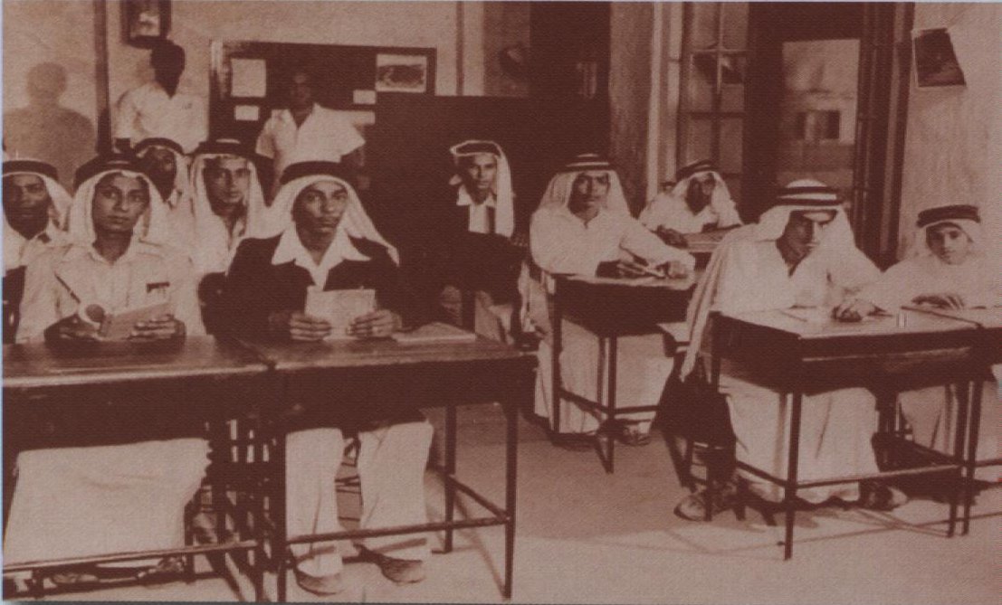 جامعة اليمامة On Twitter تاريخ التعليم في المملكة العربية السعودية وصور من الذاكرة بالعلم نبني الوطن اليوم الوطني