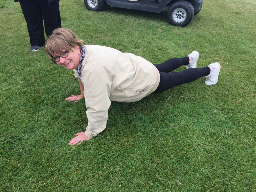 LRRadcliffe's tweet image. Karen always getting stronger! #RLBisawesome