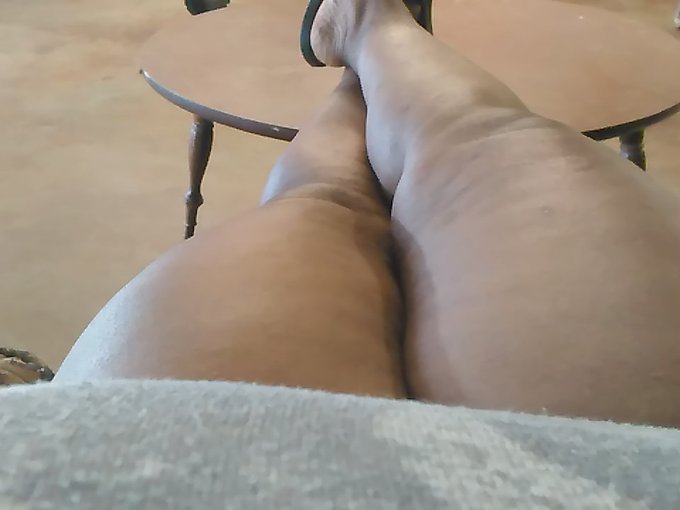 The view from my boobs https://t.co/zweSZ16ctf<a href="/tag/newprofilepic"class="tags"><span>#newprofilepic</span></a>