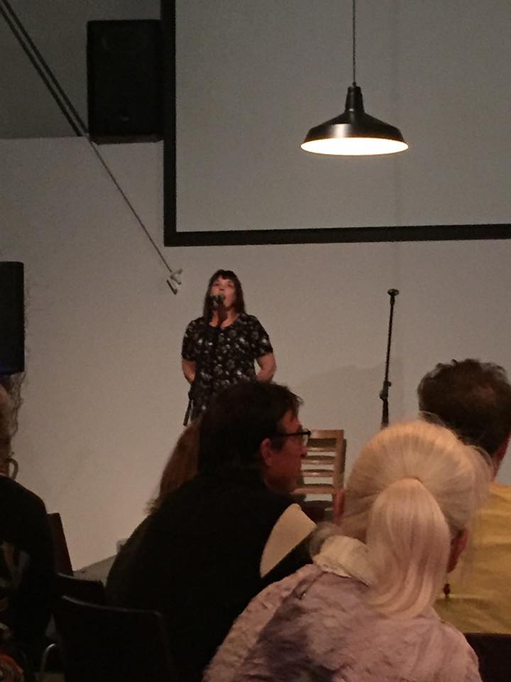 DLRichardson1's tweet photo. Couldn't help myself. Got up on stage to recite lyrics from Little Red Gem #poetry #amwriting https://t.co/VvrnPs57Xp #poetslam https://t.co/xutcFqTSem
