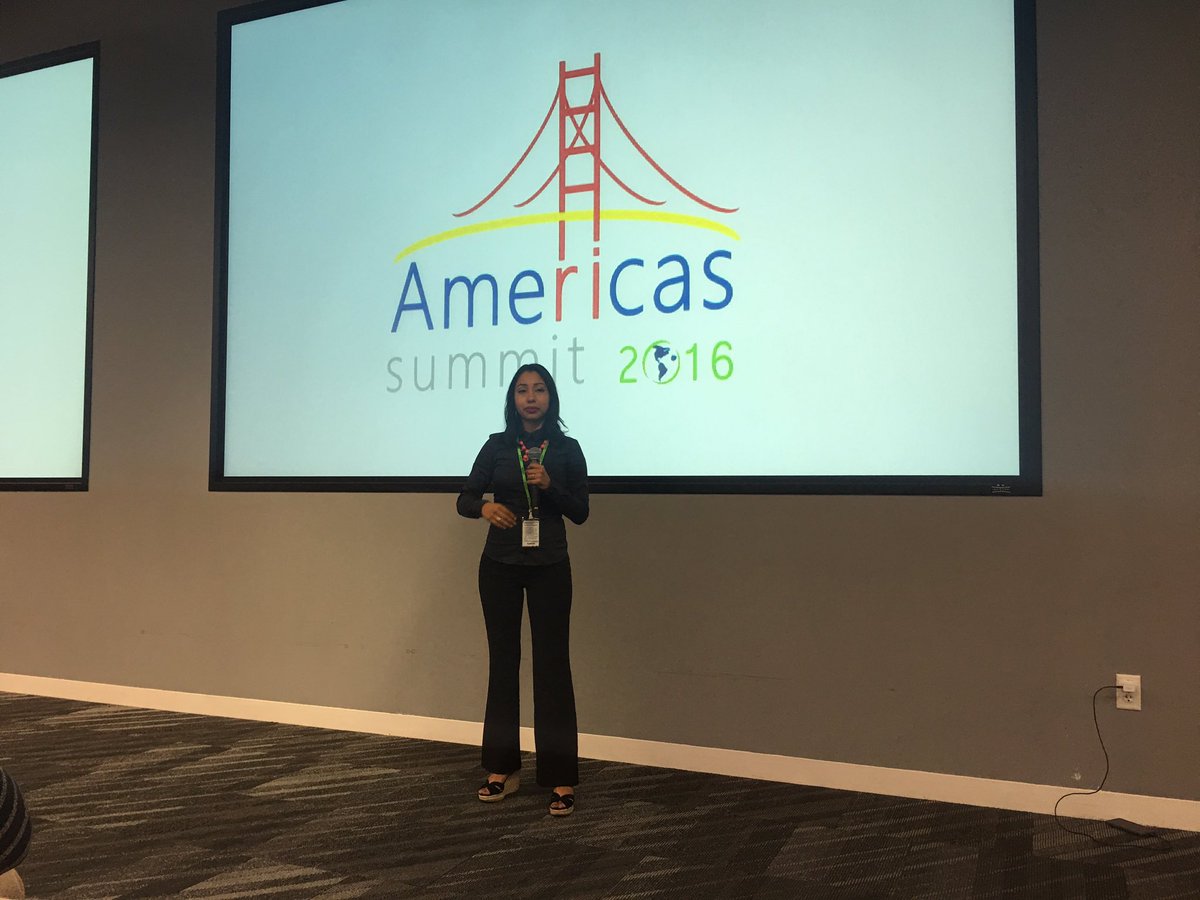 GabyNatale's tweet photo. Mis respetos para esta muchacha @SarahiSalamanca q creó @DREAMersRoadmap un app para q los dreamers sepan donde hay becas RT #AmericaSummit https://t.co/OQtDMrPRoe
