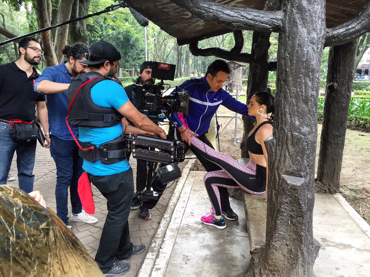 jorgegallegosMX's tweet photo. #filming #VidasCruzadas  @andreatorreh  @fabiolagdo @makingstoriesmx https://t.co/4olhq4fZ7y
