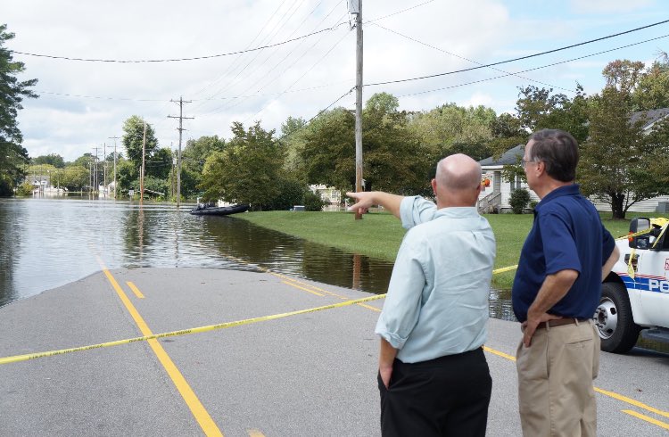 CarolineCDavid's tweet image. Pat McCrory is handling 3 emergencies in the state rn. Violent protests, flooding, and gas shortage. Thank you @PatMcCroryNC!!!