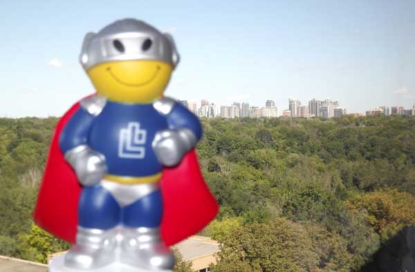 LarsenLawFLA's tweet photo. Thanks to @condo_madness for this #MightyLars pic with the North York Condos on Yonge Street in the background! https://t.co/MsSM5vLwZ4