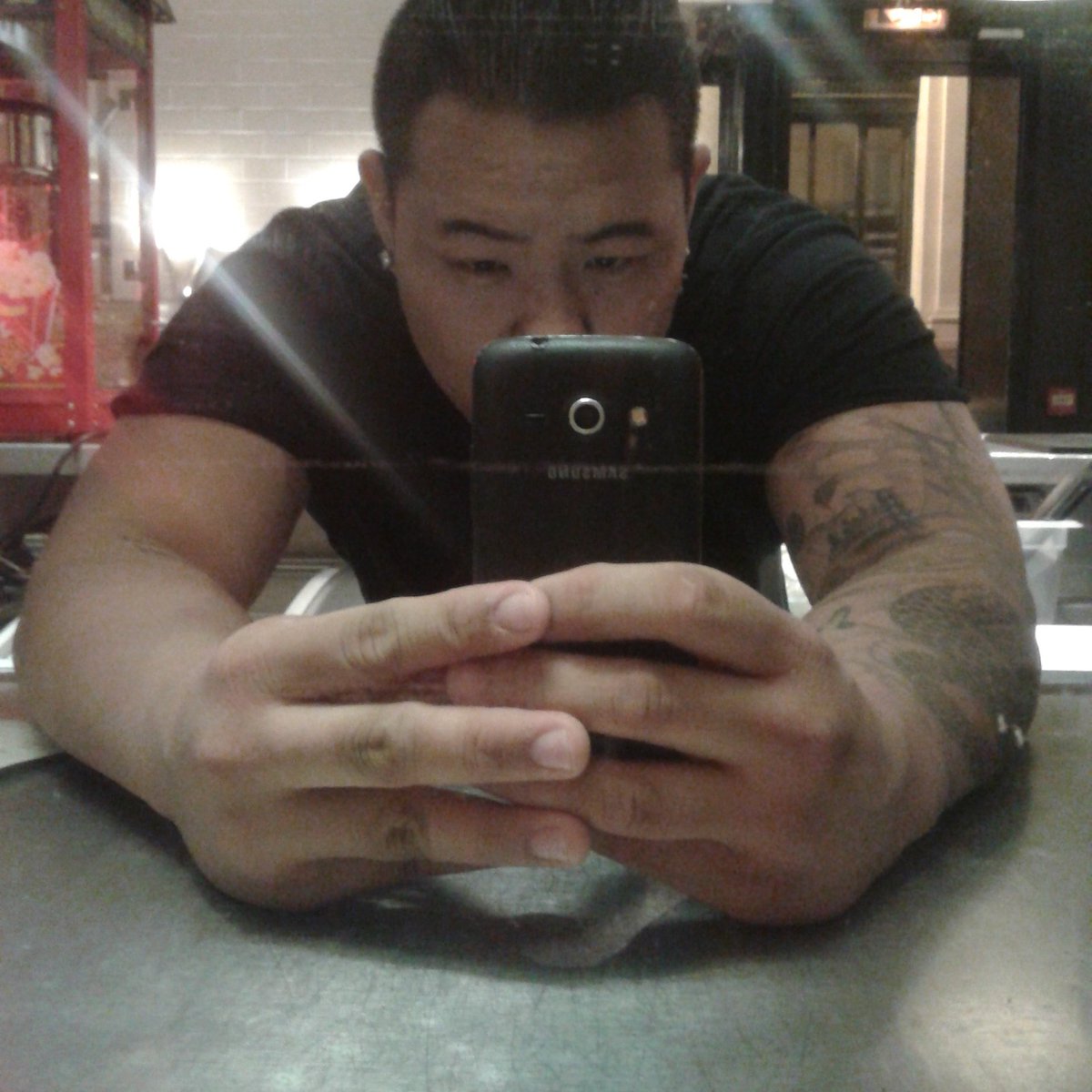 BjaySSBFR's tweet photo. Avril 121kg 
Now 111kg bruuuh https://t.co/4ymapiwXOc