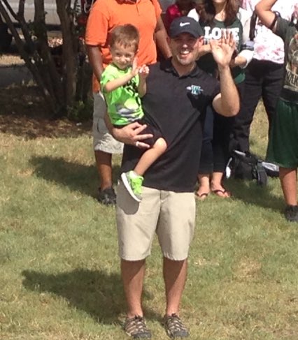 kateauthier's tweet image. My boys!! @m_authier #lovethem #paradefun