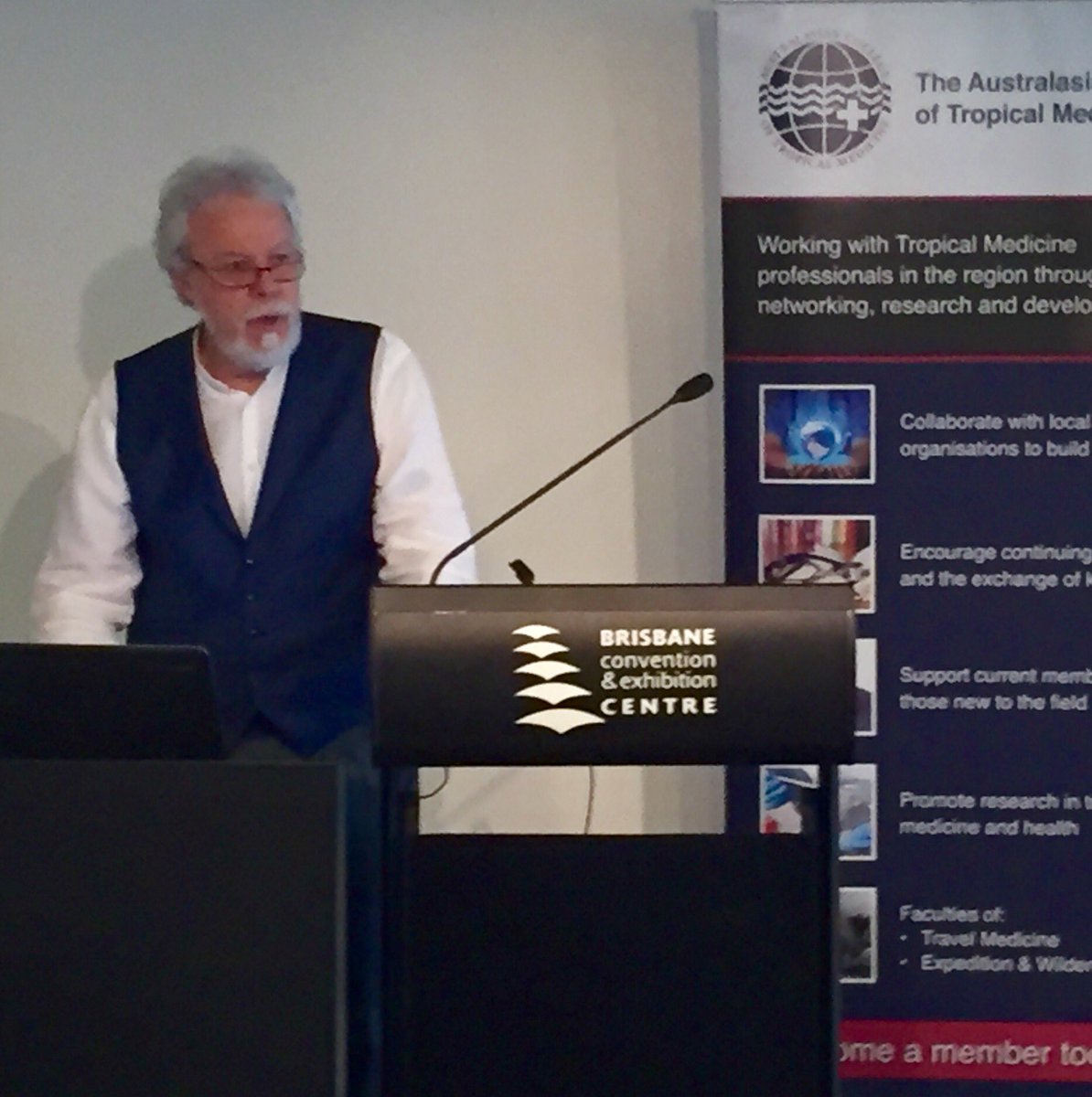 nickzwar's tweet image. Marc @shaw_wise giving the lowdown on #immunisation for #Oceania @ICTMM2016. Message: #beprepared