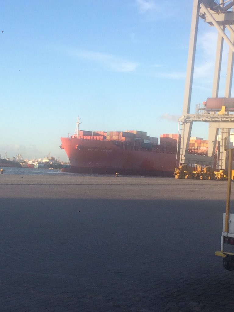 moniuy's tweet photo. @ktntcp  #container #colosos #hsud https://t.co/VtcHtqVfc3