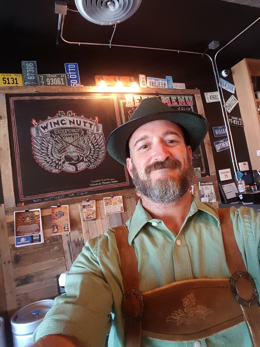 WingNuttArt's tweet photo. #ROCKtoberfest #prost https://t.co/OTWsLq6AWW