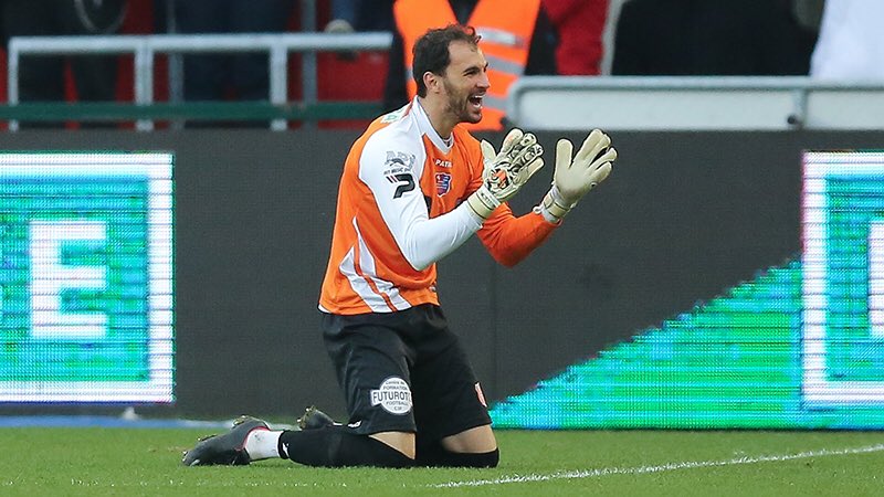 Vagner had nog zo gehoopt dat #nummer100 er niet zou komen. Proficiat <a href="/VossenJelle/">Jelle Vossen</a> #nog15ditseizoen #nosweatnoglory