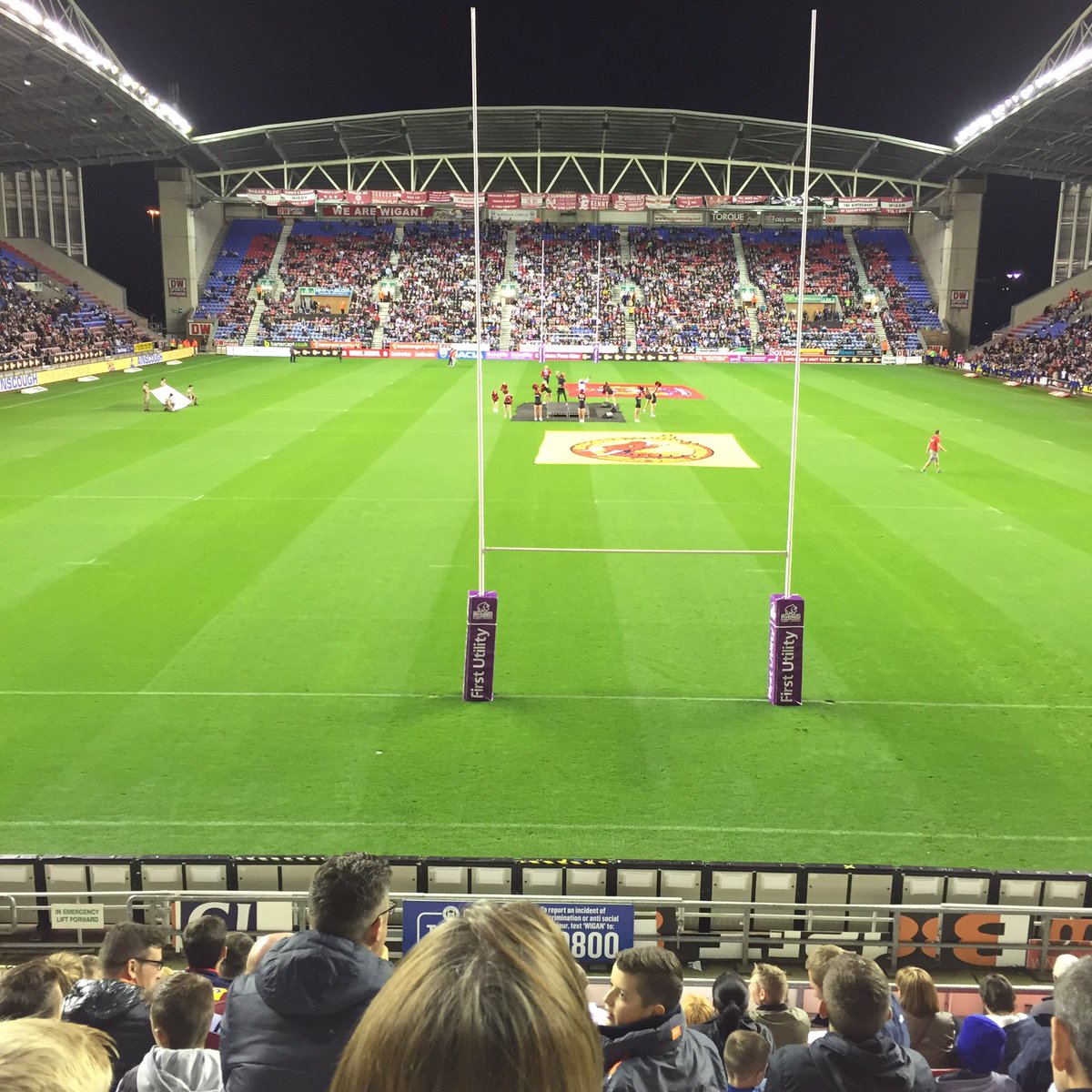 CyalumeSmithy's tweet photo. Thanks @Tickets4Troops and @WiganWarriorsRL the wife absolutely loved her first game #wiganwarriors #wigan #tickets4troops https://t.co/LcZPARY5XG