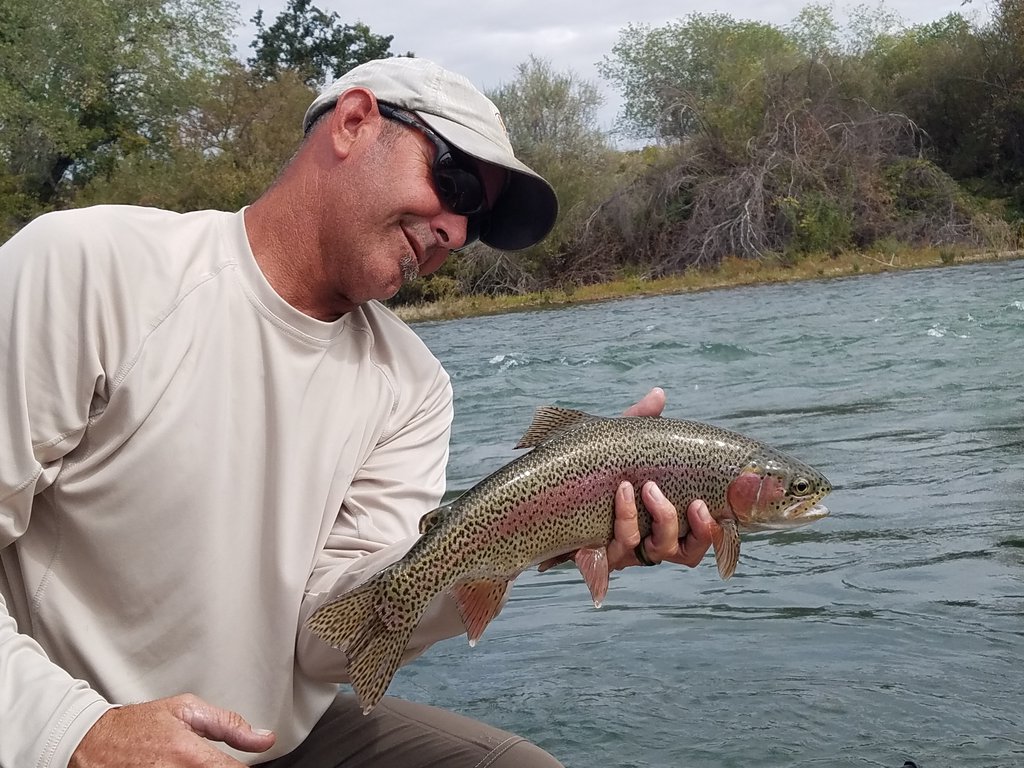 troutloco's tweet photo. Fall is OTW! #troutseason #catchandrelease #flyfishing #norcalflyfishing  #sage #simms #flyfishingspecialties #offthehookflyfishing https://t.co/BgAU3zOs7Q