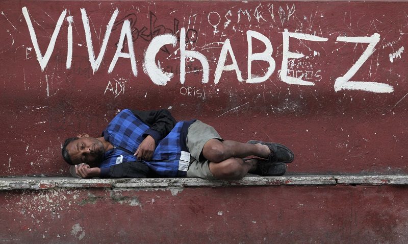elucabista's tweet photo. “En este chavismo  se dan la mano la corrupción y la incapacidad, que juntas han llevado al país a la miseria” https://t.co/vT0rno4fon https://t.co/9Q86VXjgkl