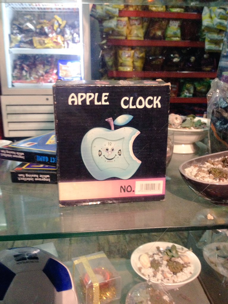 diegojrgonzalez's tweet image. Toma pa vos #AppleWatch acá en Uruguay tenemos el #AppleClock