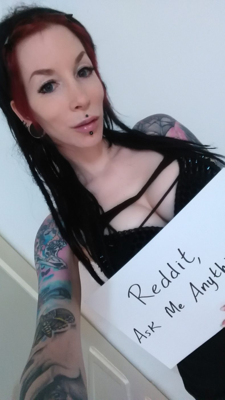 ILoveTheDevil on X: Ask Razor Candi About Sexy Blasphemy -  t.co2TJhbNNmLd @FYeahRazorCandi t.coEwlQbQ1VGq  X