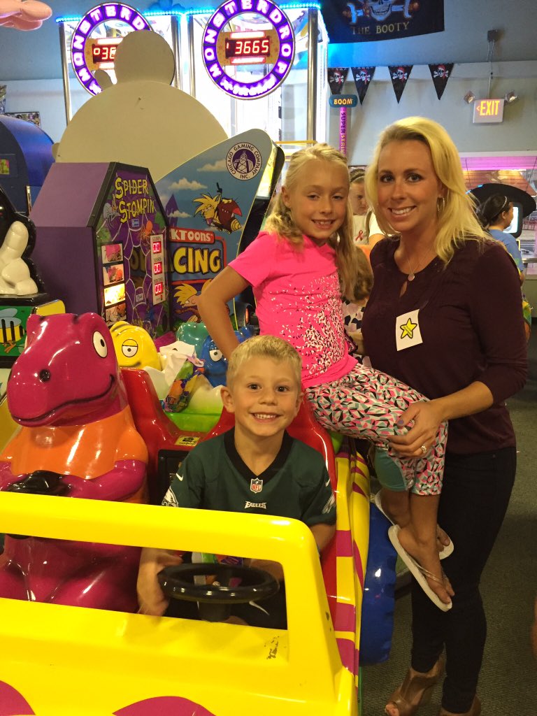 PTABrigantine's tweet photo. Great night at Brigantine PTA Smile Factory night! https://t.co/d8NigLdZN7