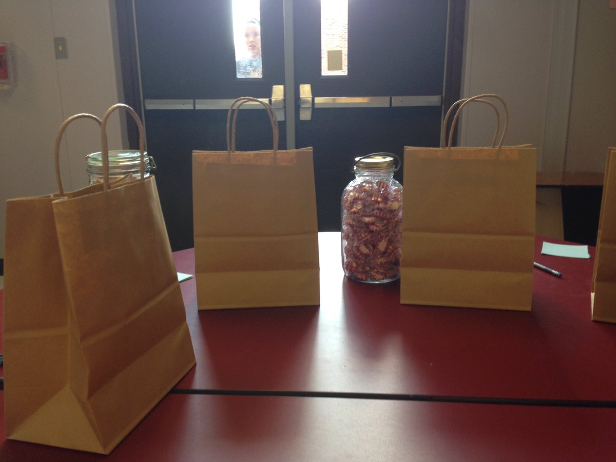 JaymeTeachWF's tweet photo. Set up and ready for STEM night at Crockett! #iamwfisd #STEMnight #countthecandy @KoryDorman @Kuhrteous @WFISDschools https://t.co/N0BrFavQyH