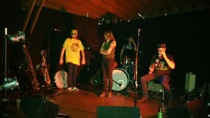 HKPParty's tweet photo. @HootenHallers! #PADOI! #WidowsPeak #WidowsHarvest https://t.co/cxBRI7oBXl