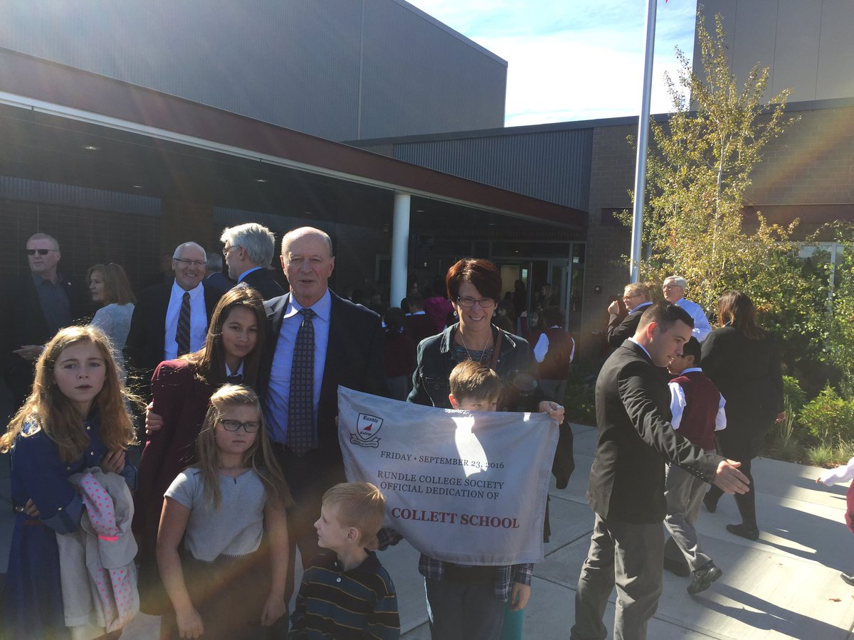jasonbrogers's tweet photo. A wonderful dedication event today @rundlecollege newest school today! #WeAreRundle https://t.co/UnGCHId8ot