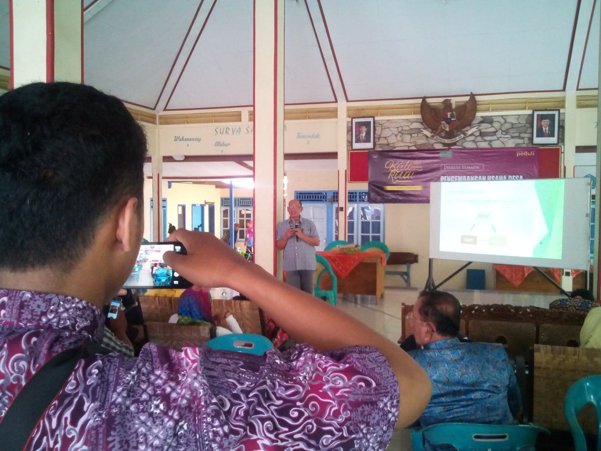 Pengembangan produk lokal tak hanya soal keuntungan rupiah, tp pengetahuan bagi msy. desa. Kelas #BumDes #Kalikudi