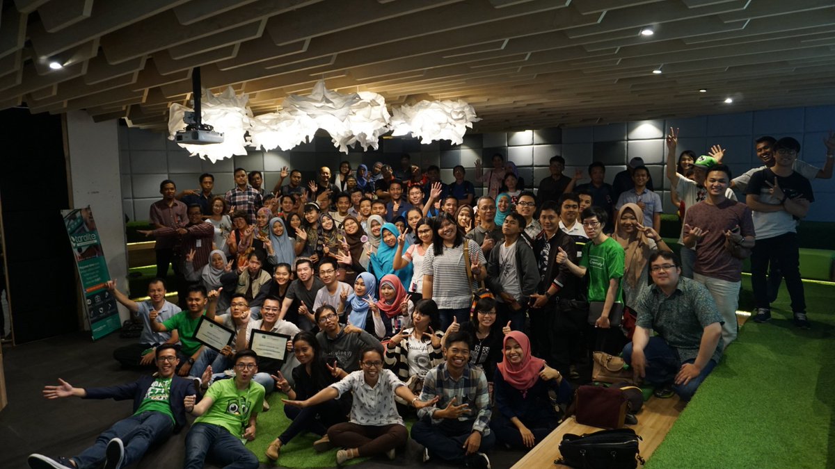 tokopedia's tweet photo. Dan juga terima kasih utk Toppers yg sudah datang dan dengan sangat antusias mengikuti acara #TemuToppers hari ini https://t.co/z3bkureJcl