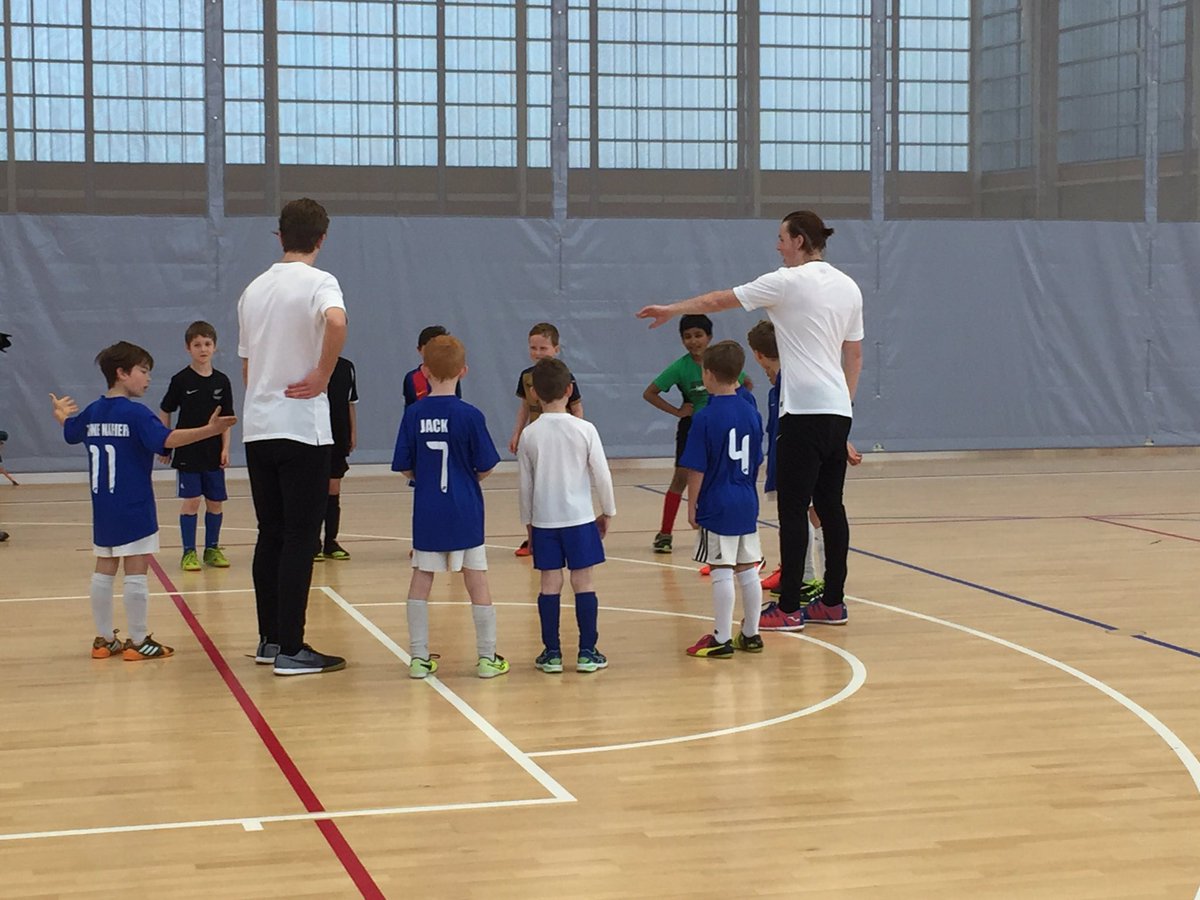 Capital Futsal Roadshow underway at Walter Nash Centre. @NZFFutsal Whites taking a training session with some U9 players.