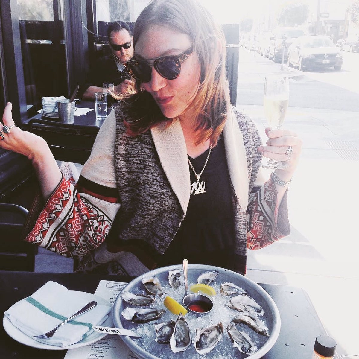 The necklace says it all 💯 #tgif #happyhour #hogandrocks Photo: <a href="/robynemme/">r.emme</a>