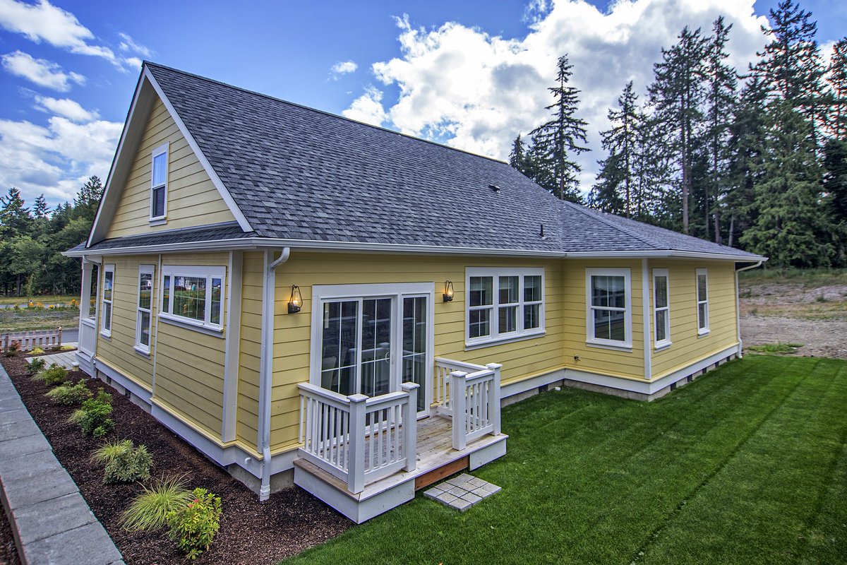 PortLudlowHomes's tweet photo. One story or two? Waterfront, woodland, or park-front? Decisions, decisions #newconstruction #resortliving https://t.co/0fmcrQUeOE https://t.co/zobcP1ZhTc