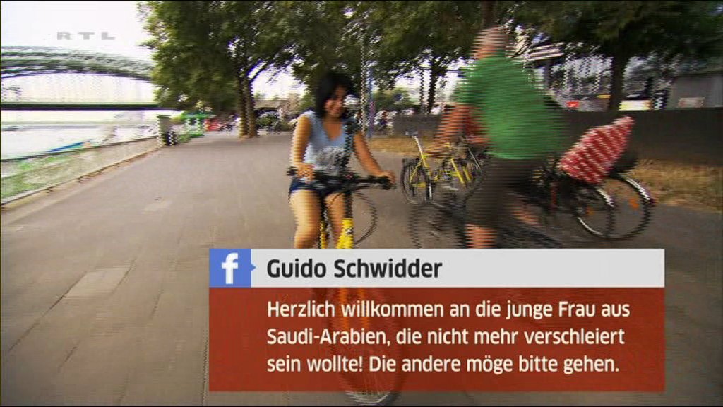Urinkellner's tweet photo. Rana floh aus Riad nach DE und riss sich als Erstes ihren #Niqab vom Körper. Jetzt fühlt sie sich frei. #Burkaverbot https://t.co/srumlx7Ipd