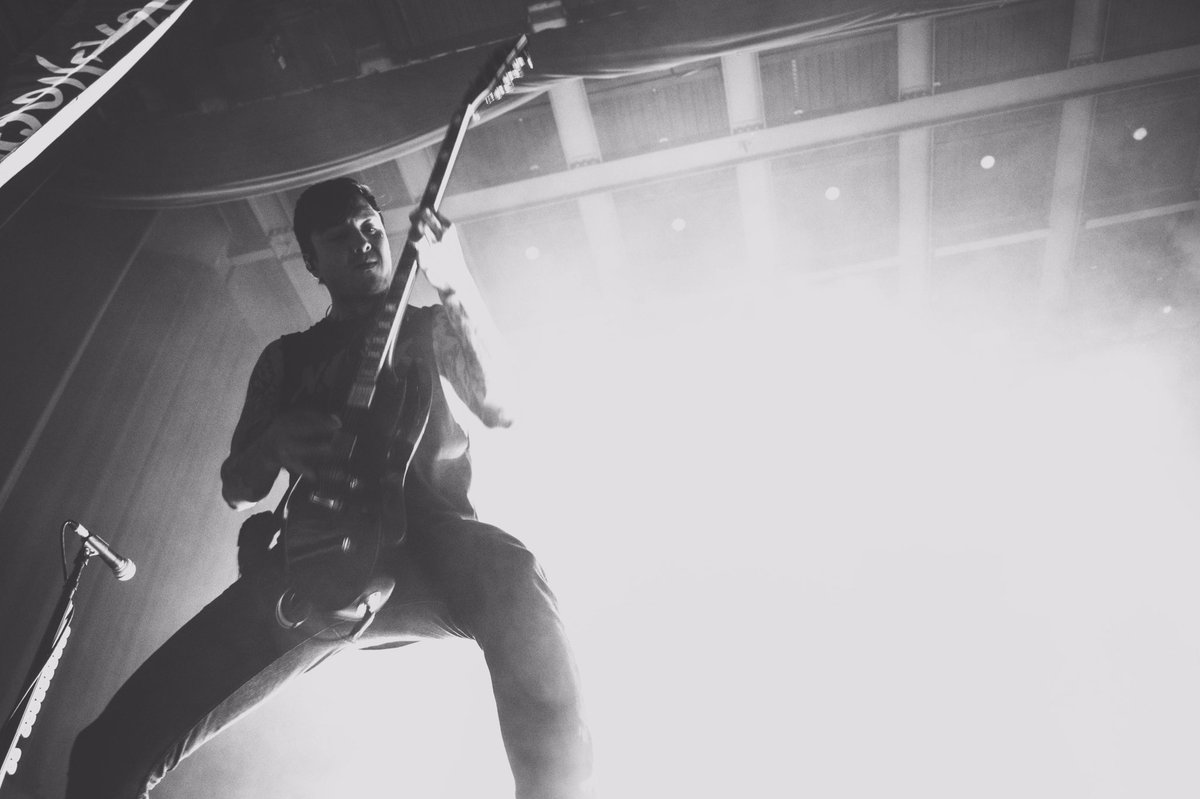 Jacoboyd's tweet image. Shred. 
@piercetheveil. 9.21.16.