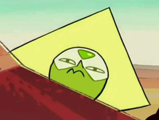 The face peridot makes when she spies on lapis changing lol.