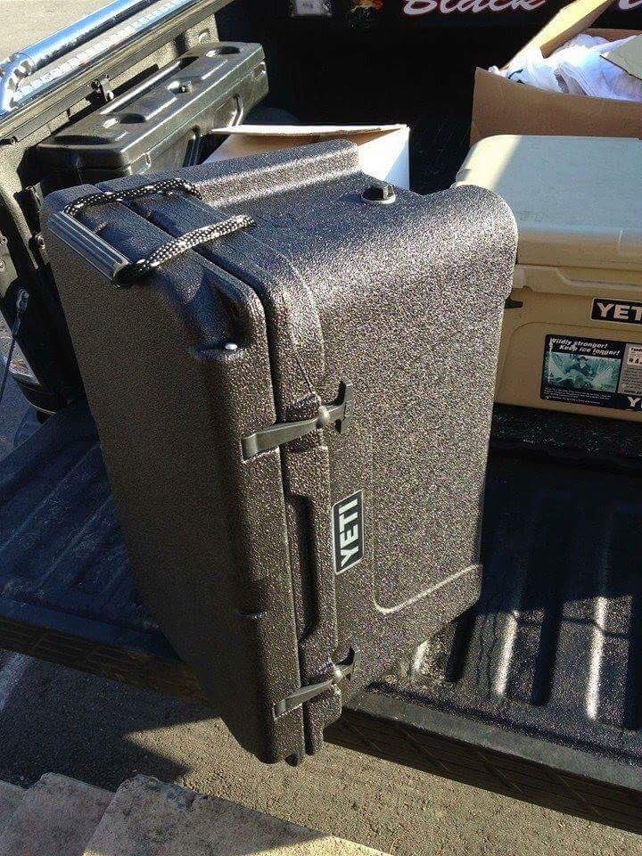 RealMarcusFizer's tweet photo. For all of your bed liner, protective covering needs, follow @ArmorTexCoveral now! #UVProtection #NoFadeGuarantee #NoScratch #Waterproof https://t.co/A8xHo00aXJ