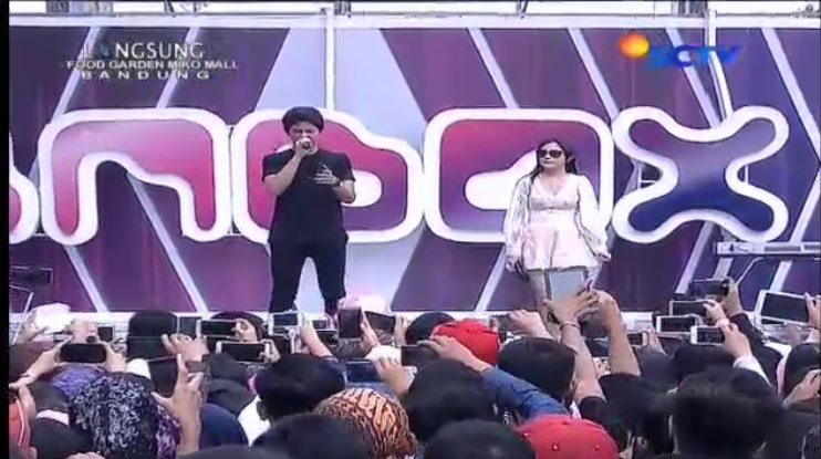 Kau terindah <a href="/alysyarief/">Aliando Syarief.</a> bersama <a href="/PrillyBie/">Prilly ☘️</a> #nginboxBandung
