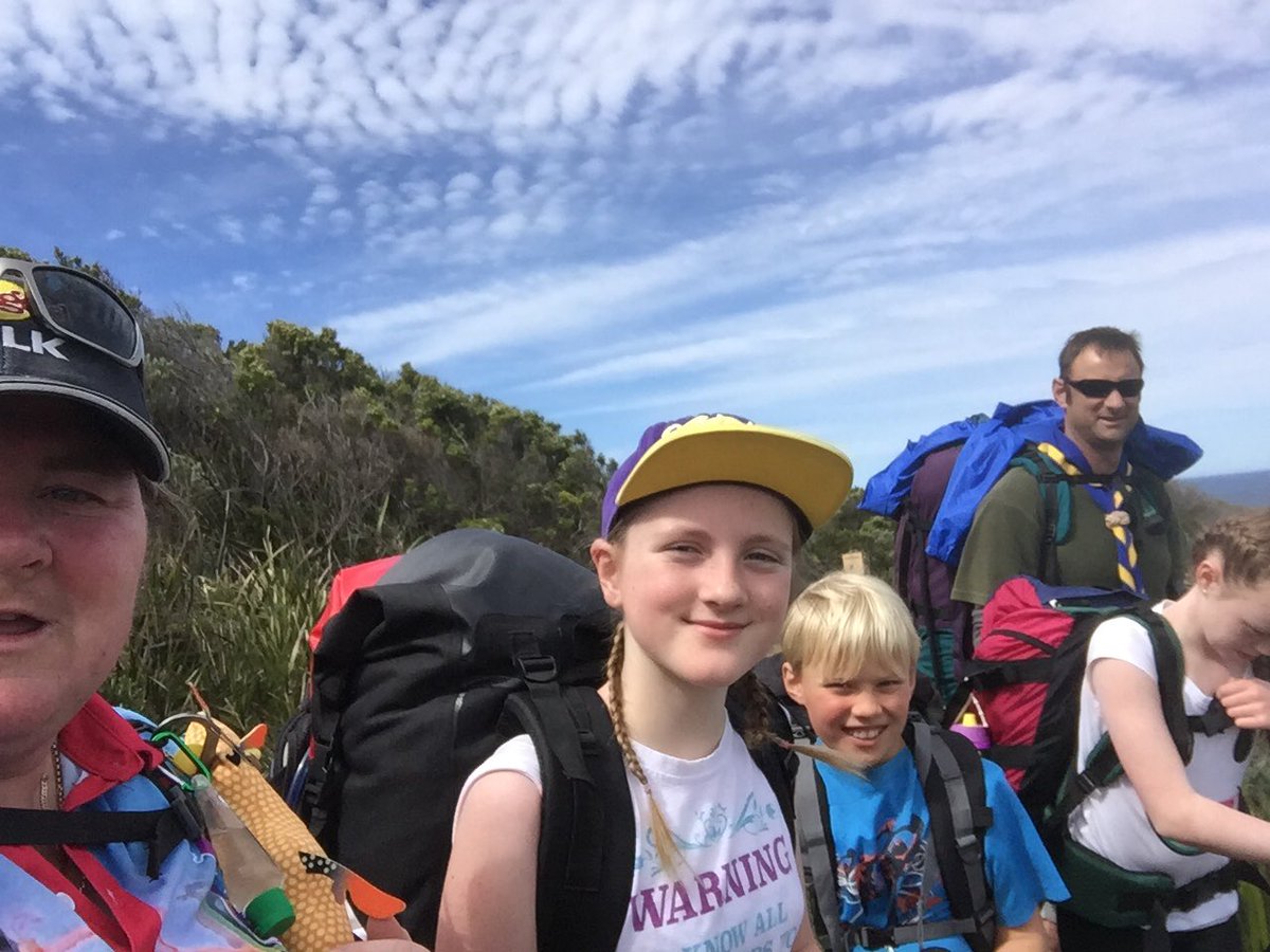 AllansfordScout's tweet photo. #GreatOceanRoadHike #AllansfordScouts https://t.co/r8SrMy7u6H