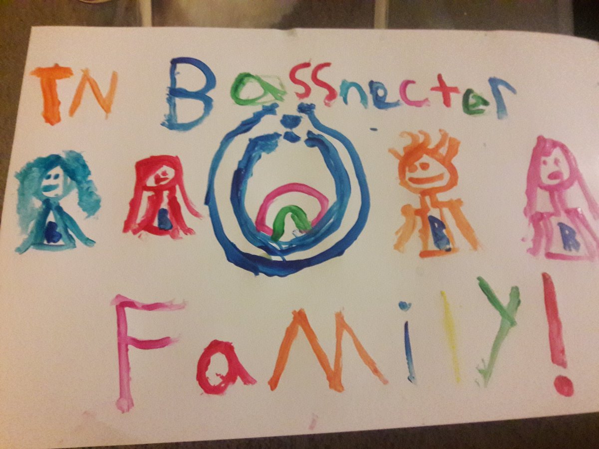 RuckusE's tweet photo. @bassnectar my daughter painted a picture for you representing TN bassheads https://t.co/7HJ8l7VicM