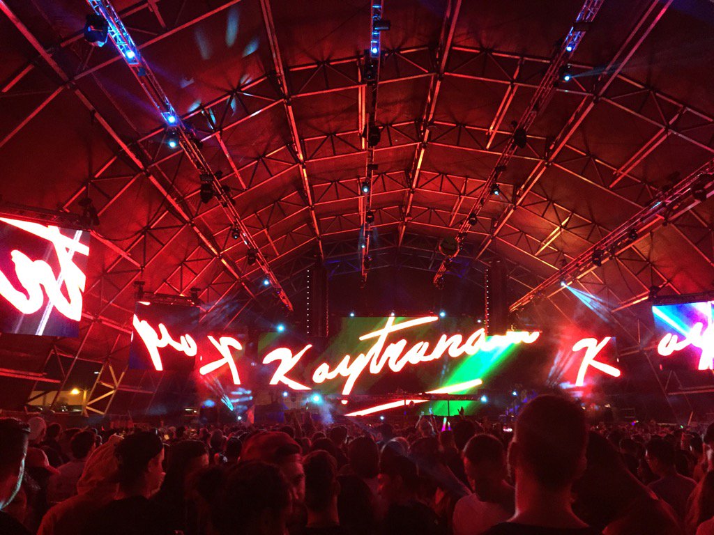JSTINSAC's tweet photo. Let's get this weekend started @KAYTRANADA https://t.co/dGwnAa9d0U