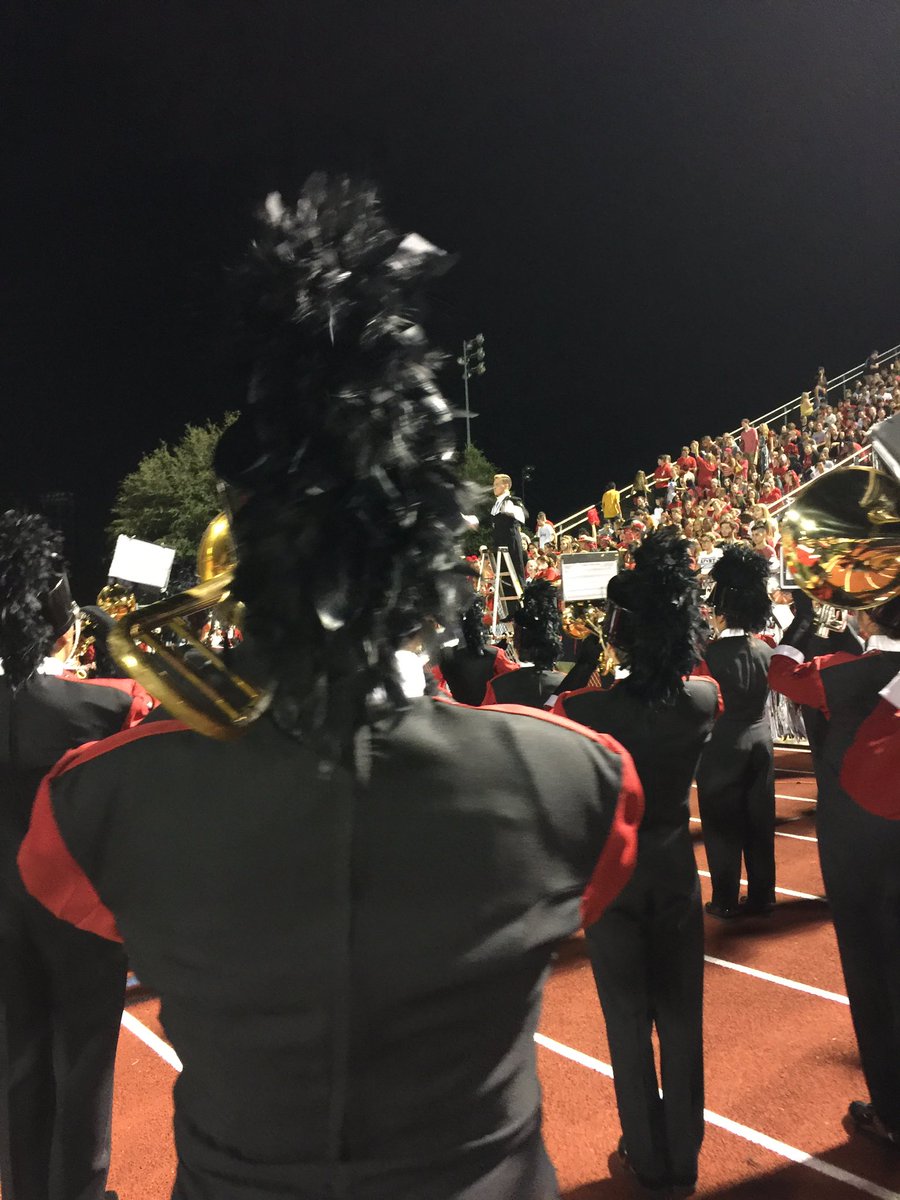 Spirit of The ELKS Band was sporting some pretty cool mohawks tonight! Yes <a href="/spiritoftheelk/">Burleson HS Band</a> we get they aren't Mohawks...but they are cool.😎
