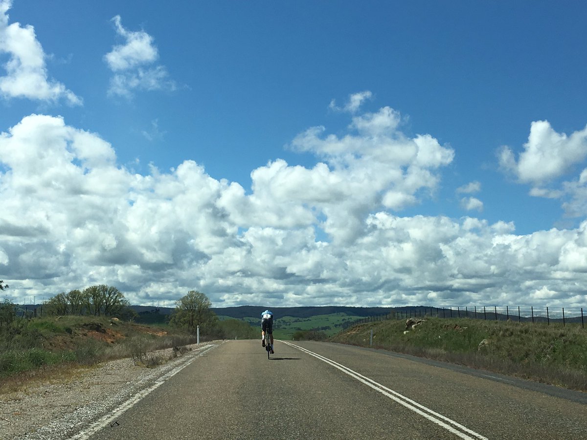 _futureracing_'s tweet photo. @DyballB with provisional win from @JakeKauffmann at NSW State TT. Calga record holder vs Calga record holder https://t.co/KOJOjKq3qe