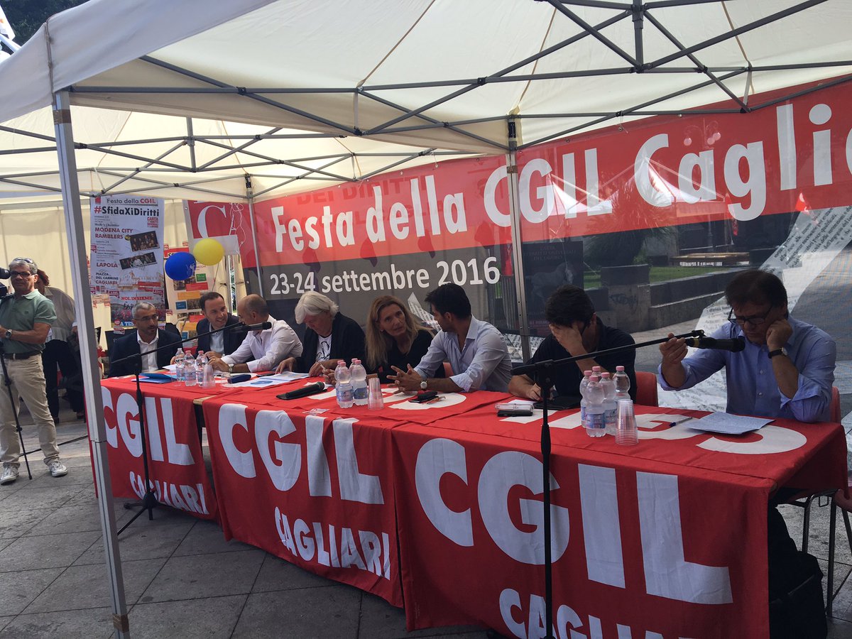 univca's tweet photo. #now #rettore #DelZompo a #festa #diritti @CgilSardegna https://t.co/tKWiI6zxFB