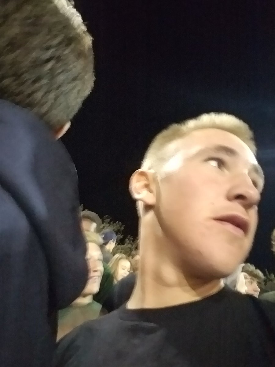 LiamDowd32's tweet photo. MHS football! #mhs #miralatin https://t.co/KepsPn0cHy